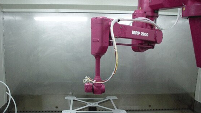 Silk Spraying Robot